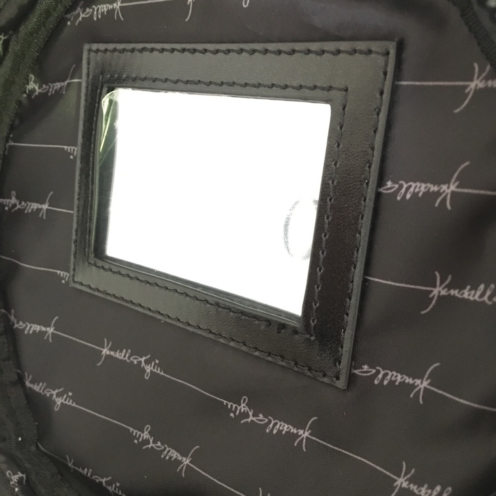 Kendall + Kylie Bag - Picture 7 of 8